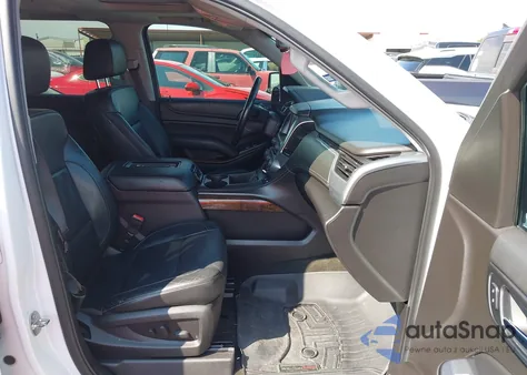 2017 Chevrolet Suburban Lt z USA, uszkodzony, nr VIN 1GNSKHKC6HR170600